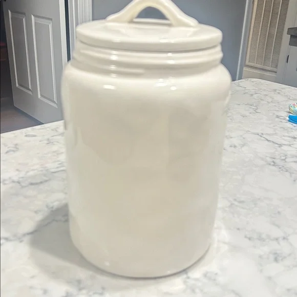 Rae Dunn Artisan Collection White Canister - Picture 3 of 6